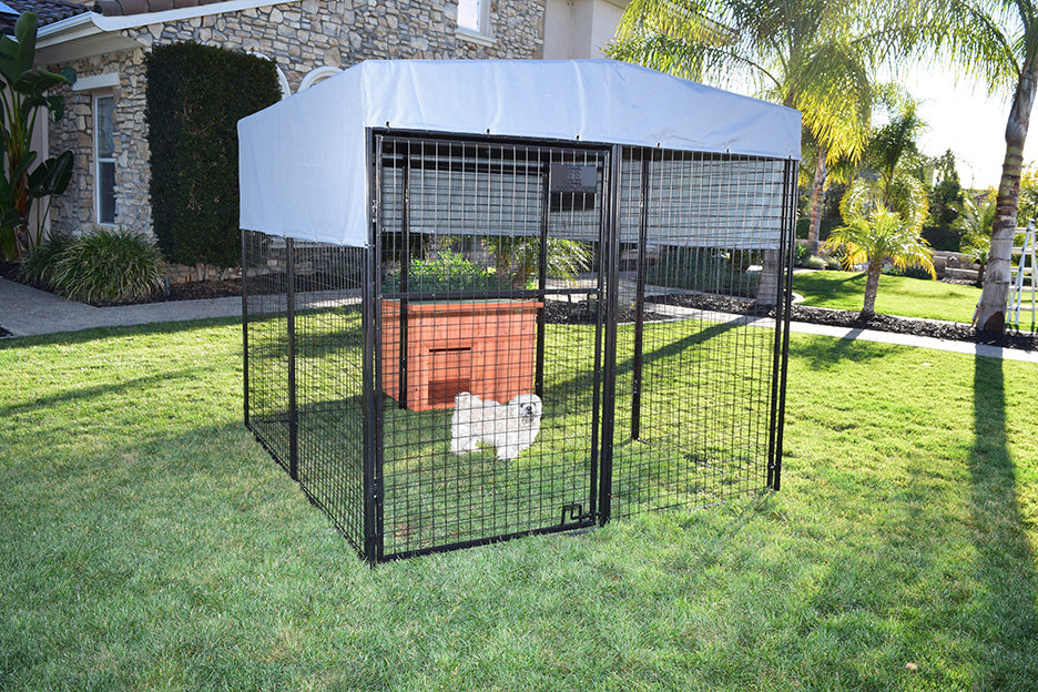 Sale: Rugged Ranch 7.5' x 6.5' x 6.25' Universal Walk-In Chicken Pen