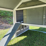 Rugged Ranch™ Raised Wood Chicken Coop (Up to 6 chickens)